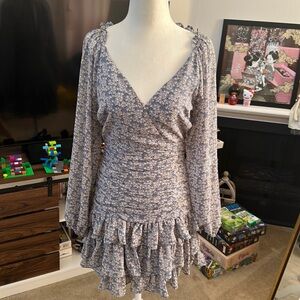 ASTR flower dress size S like new